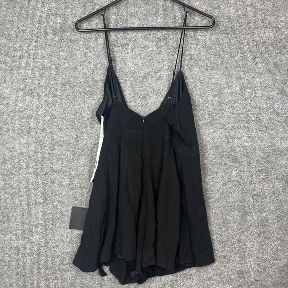 NWT LULUS Wrap Dress Skort Romper Medium Ruffled Midi Tying Belt Size M - Picture 3 of 8